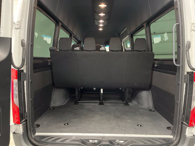Used 2025 Mercedes-Benz Sprinter 2500 image 28