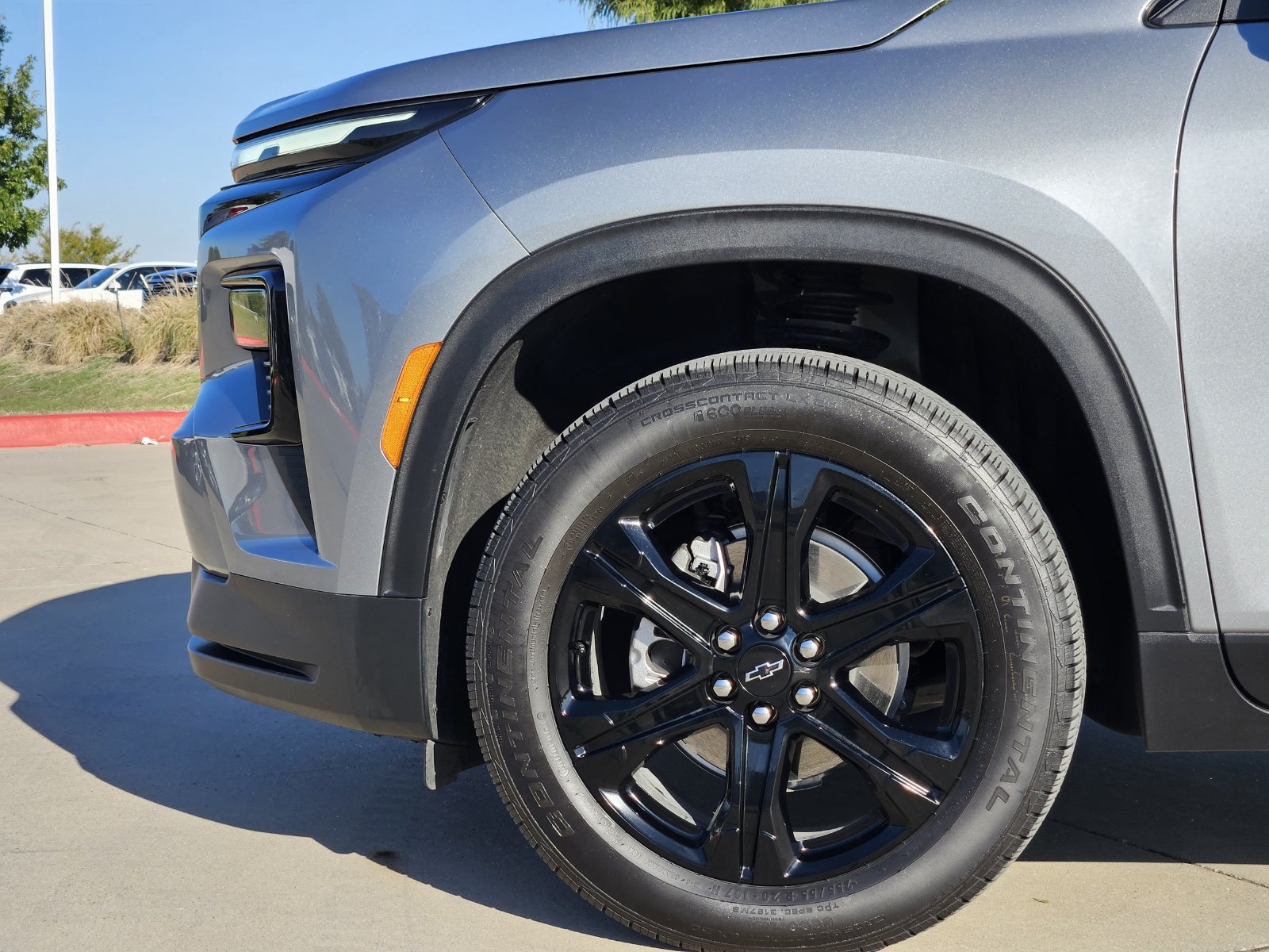 New 2027 Chevrolet Traverse LT w/ Midnight/Sport Edition FWD image 11