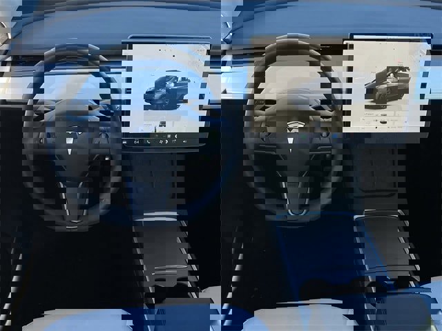 Used 2023 Tesla Model Y Long Range image 12