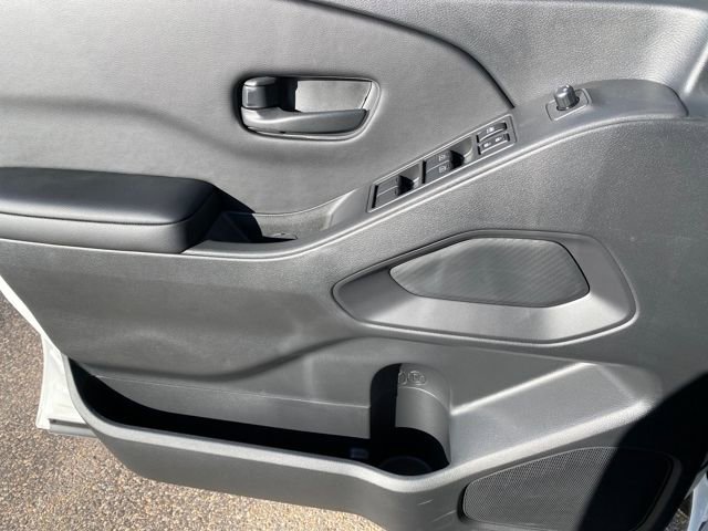 New 2026 Nissan Frontier SV w/ SV Convenience Package image 13