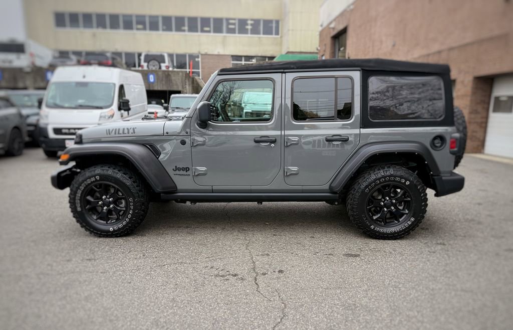 Used 2022 Jeep Wrangler Unlimited Sport image 13
