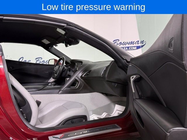 Used 2019 Chevrolet Corvette Stingray Convertible w/ 1LT RWD image 14