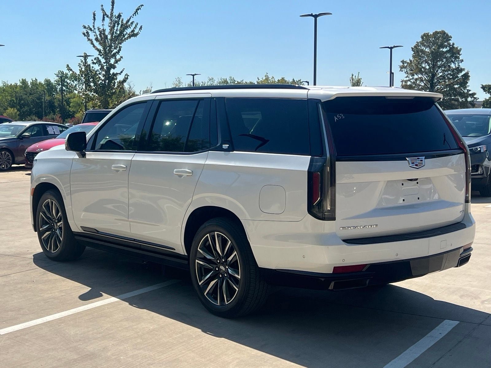 Used 2024 Cadillac Escalade Sport Platinum AWD/4WD image 9