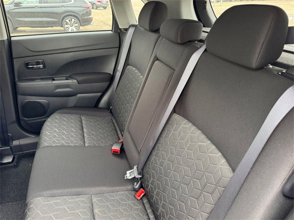 New 2025 Mitsubishi Outlander Sport LE image 28
