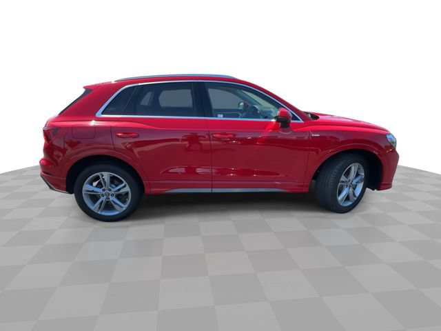 Used 2020 Audi Q3 2.0T Premium Plus w/ Premium Plus Package AWD/4WD image 9
