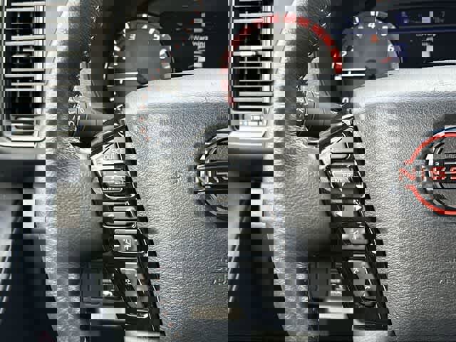 Used 2023 Nissan Frontier PRO-4X w/ Pro Convenience Package image 8