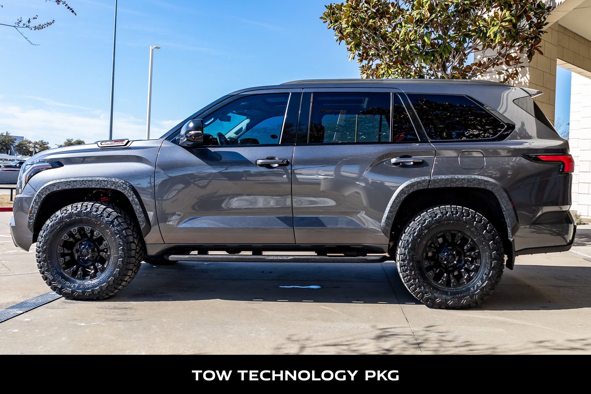 Used 2023 Toyota Sequoia TRD Pro AWD/4WD image 6