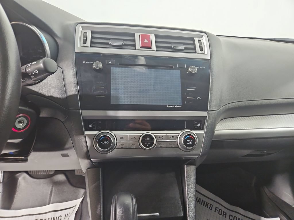 Used 2017 Subaru Outback 2.5i Premium AWD/4WD image 19