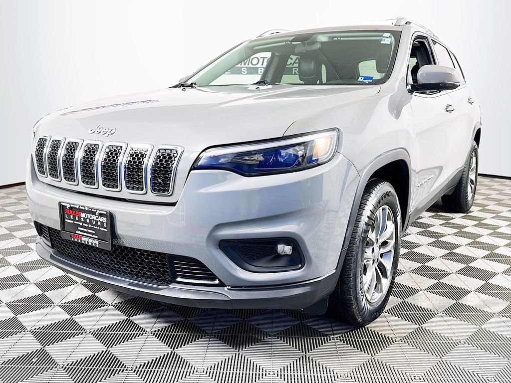 Used 2020 Jeep Cherokee Latitude Plus w/ Cold Weather Group image 3