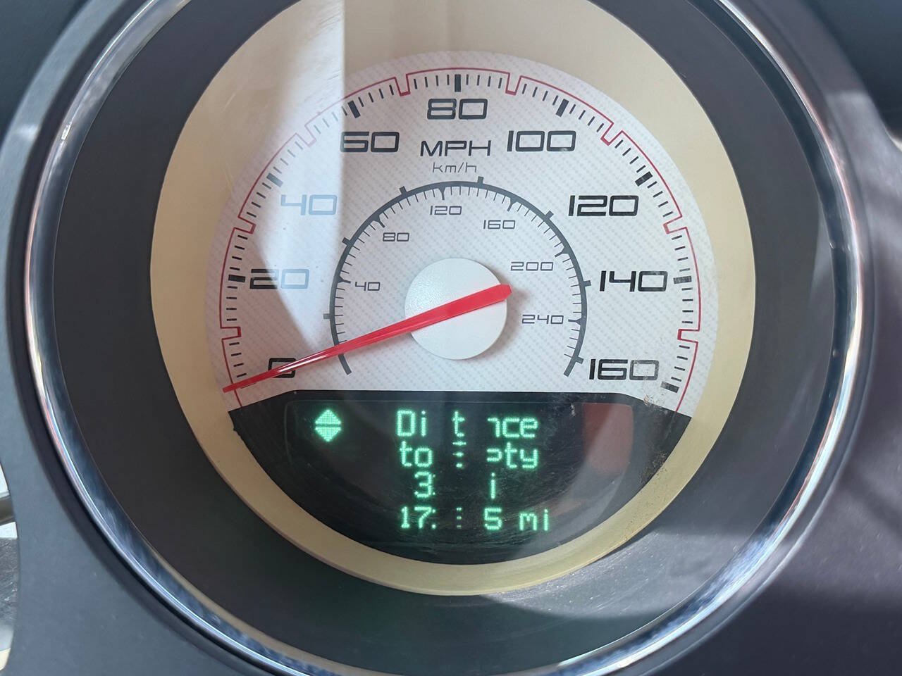 Used 2013 Dodge Challenger R/T w/ Sound Group II RWD image 21