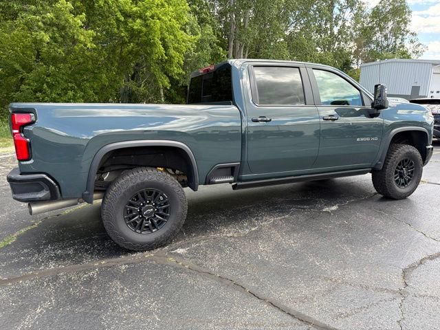 Certified 2025 Chevrolet Silverado 2500 ZR2 w/ Technology Package AWD/4WD image 3
