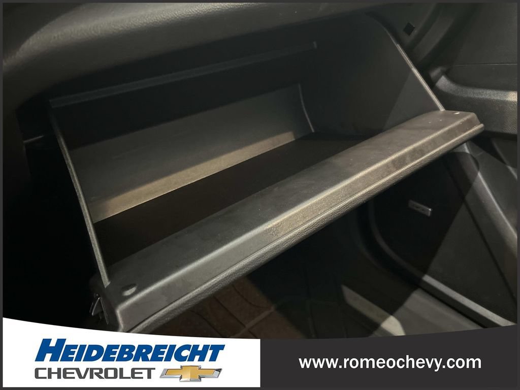 Certified 2022 Chevrolet Traverse RS w/ LPO, Floor Liner Package FWD image 26