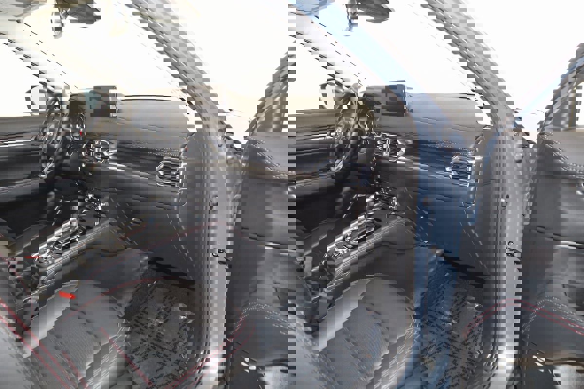 Used 2025 MAZDA CX-5 Carbon Edition image 43