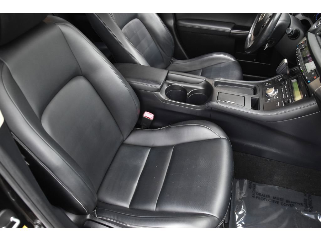 Used 2014 Lexus CT 200h image 28