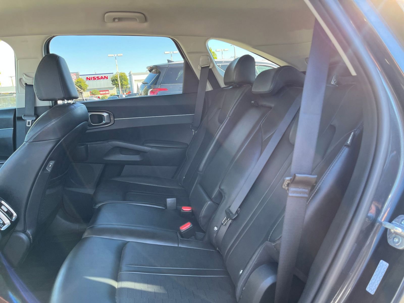 Used 2024 Kia Sorento S image 27