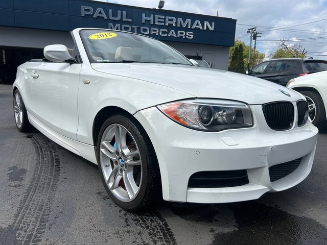 Used 2012 BMW 135i Convertible image 1