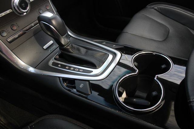 Used 2017 Ford Edge Titanium w/ Equipment Group 302A image 19