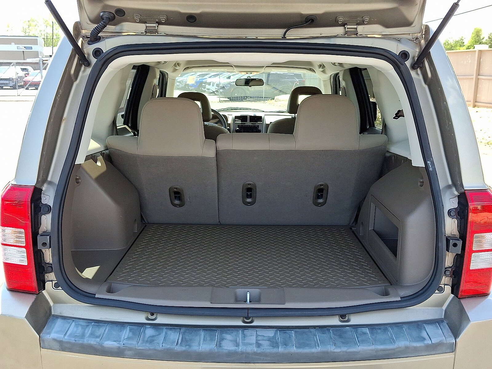 Used 2007 Jeep Patriot Sport AWD/4WD image 29