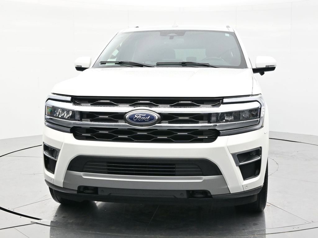 Used 2023 Ford Expedition Max Limited AWD/4WD image 2