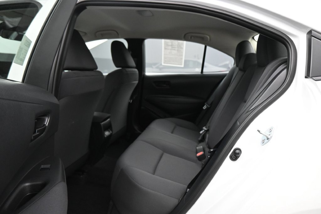 Used 2023 Toyota Corolla LE FWD image 15