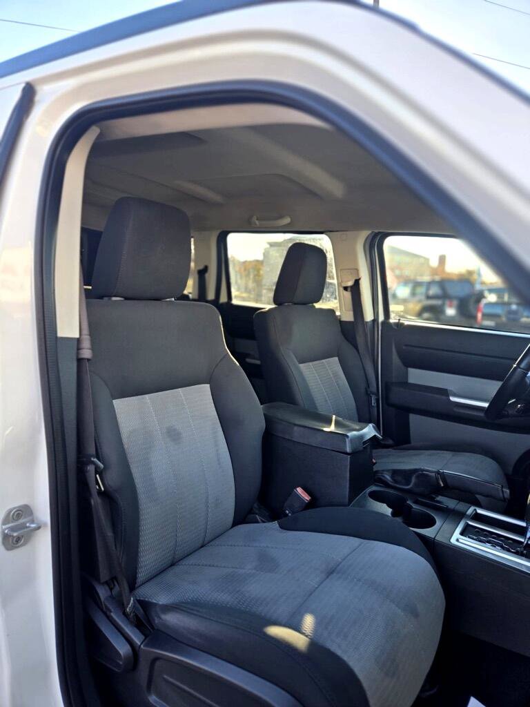 Used 2008 Dodge Nitro SLT image 13