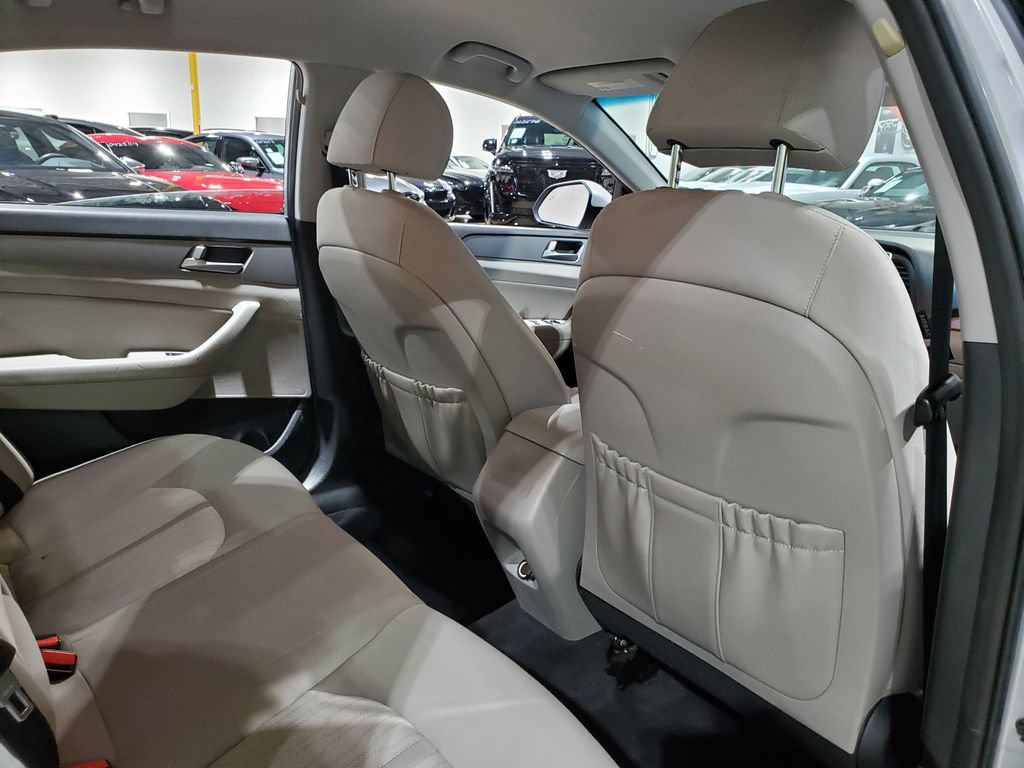 Used 2019 Hyundai Sonata SE FWD image 19