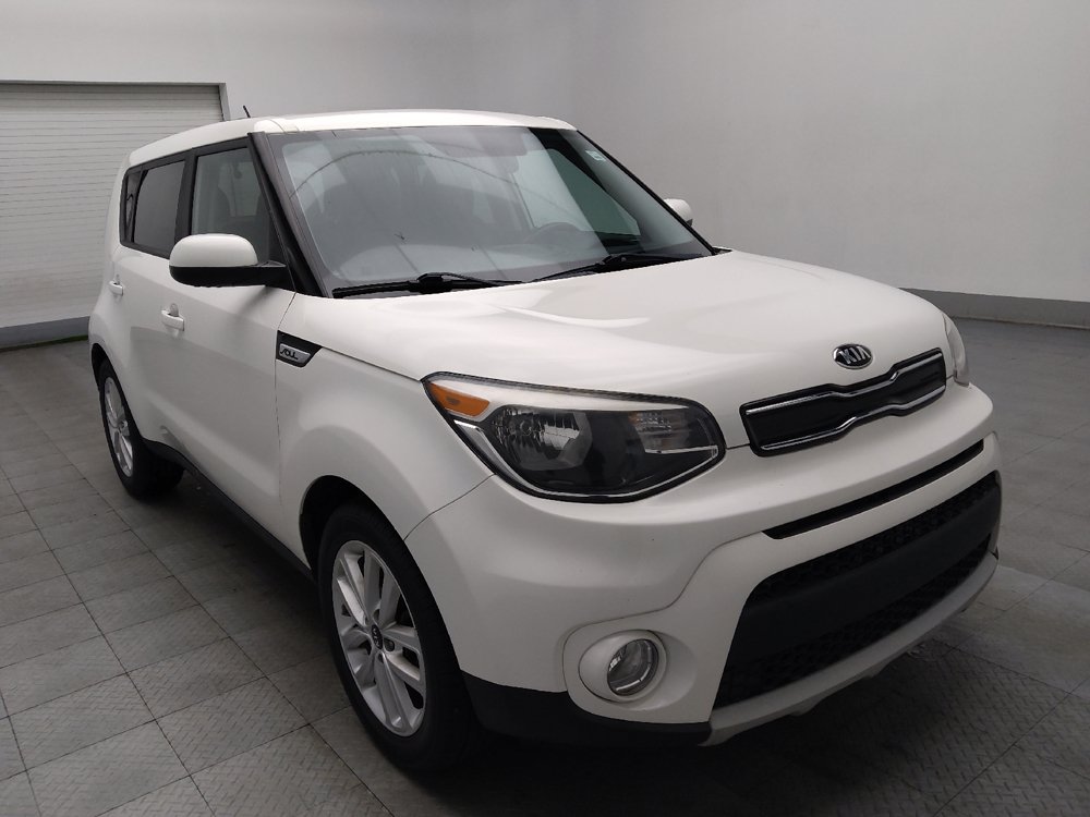 Used 2019 Kia Soul + FWD image 13