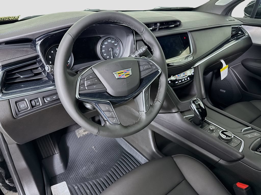 New 2026 Cadillac XT5 Premium Luxury w/ Driver Assist Package FWD image 9