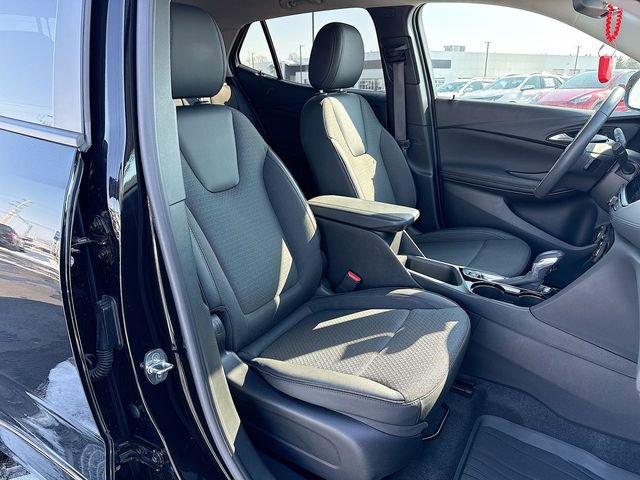 Used 2022 Buick Encore GX Select w/ Sport Touring Package image 25