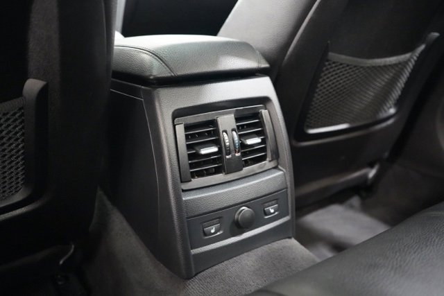 Used 2014 BMW 335i xDrive Sedan image 30