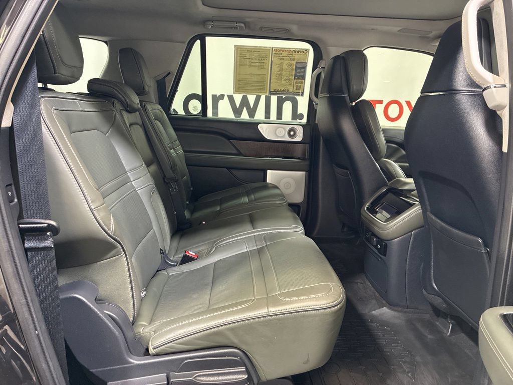 Used 2023 Lincoln Navigator L Black Label AWD/4WD image 14