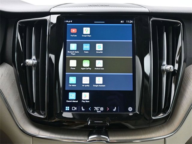 Used 2023 Volvo XC60 B5 Plus w/ Protection Package Premier image 19