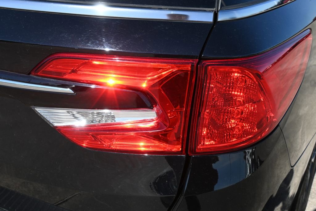 Used 2024 Honda Odyssey EX-L image 19