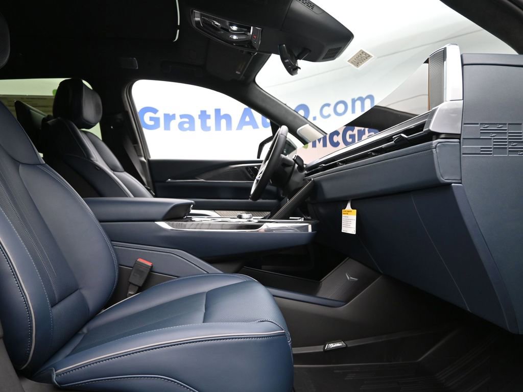 New 2026 Cadillac Escalade IQ Sport 2 w/ LPO, ONYX Package image 6