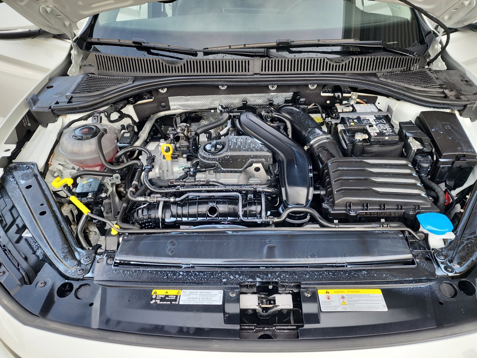 Certified 2025 Volkswagen Jetta SEL image 21