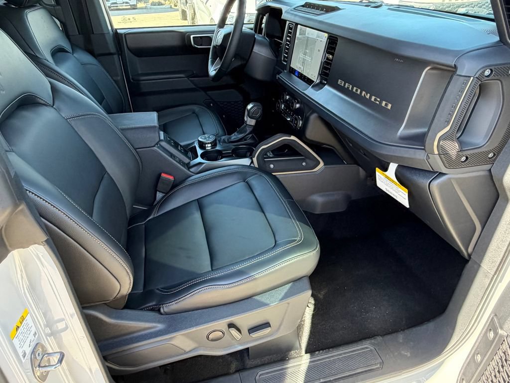 New 2026 Ford Bronco Badlands AWD/4WD image 8