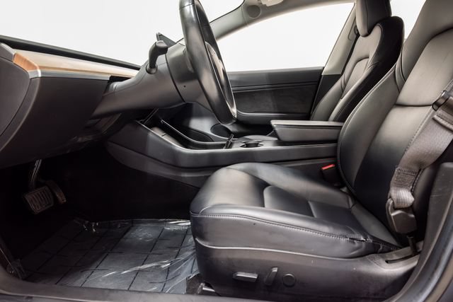 Used 2018 Tesla Model 3 Long Range RWD image 11