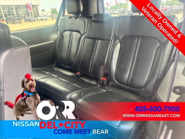 Used 2023 Jeep Wagoneer L Series II AWD/4WD image 14