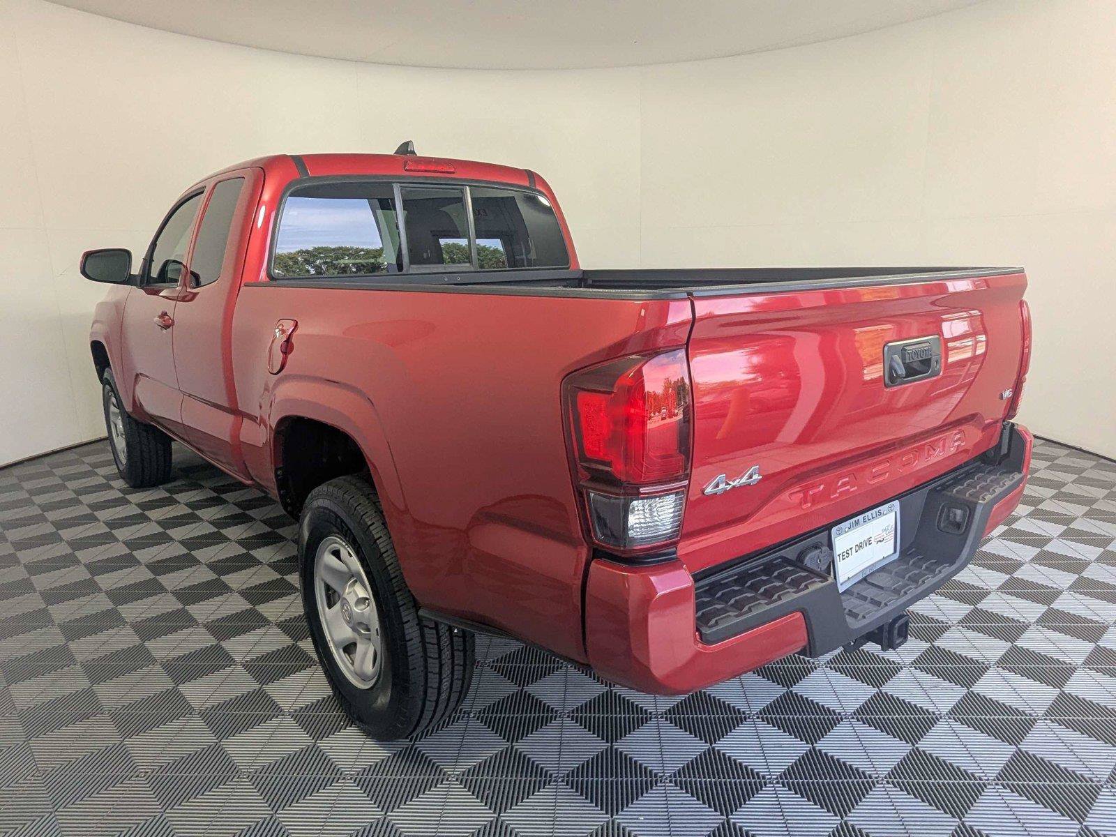 Certified 2023 Toyota Tacoma SR AWD/4WD image 7