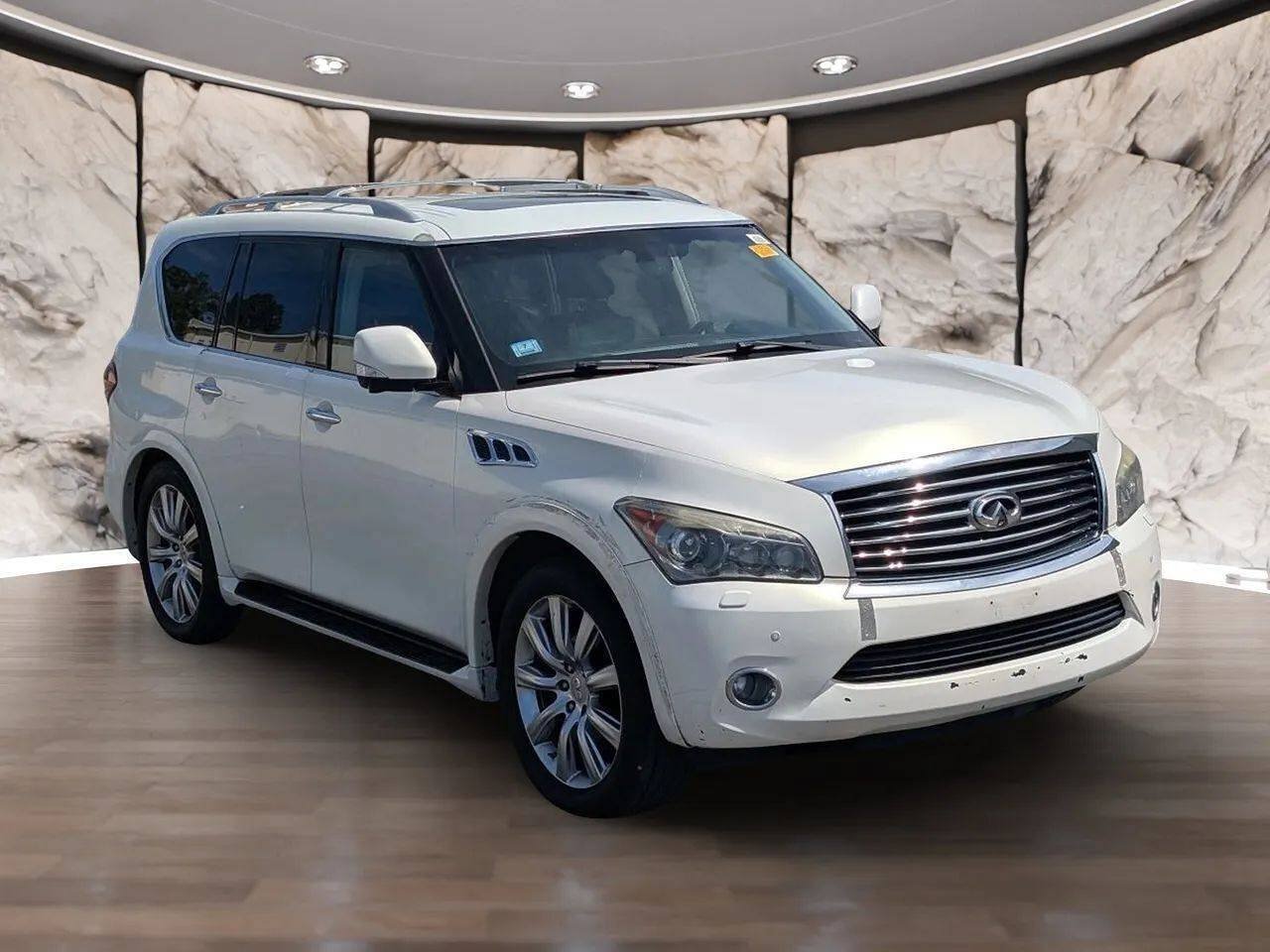 Used 2012 INFINITI QX56 4WD w/ Deluxe Touring Pkg image 19