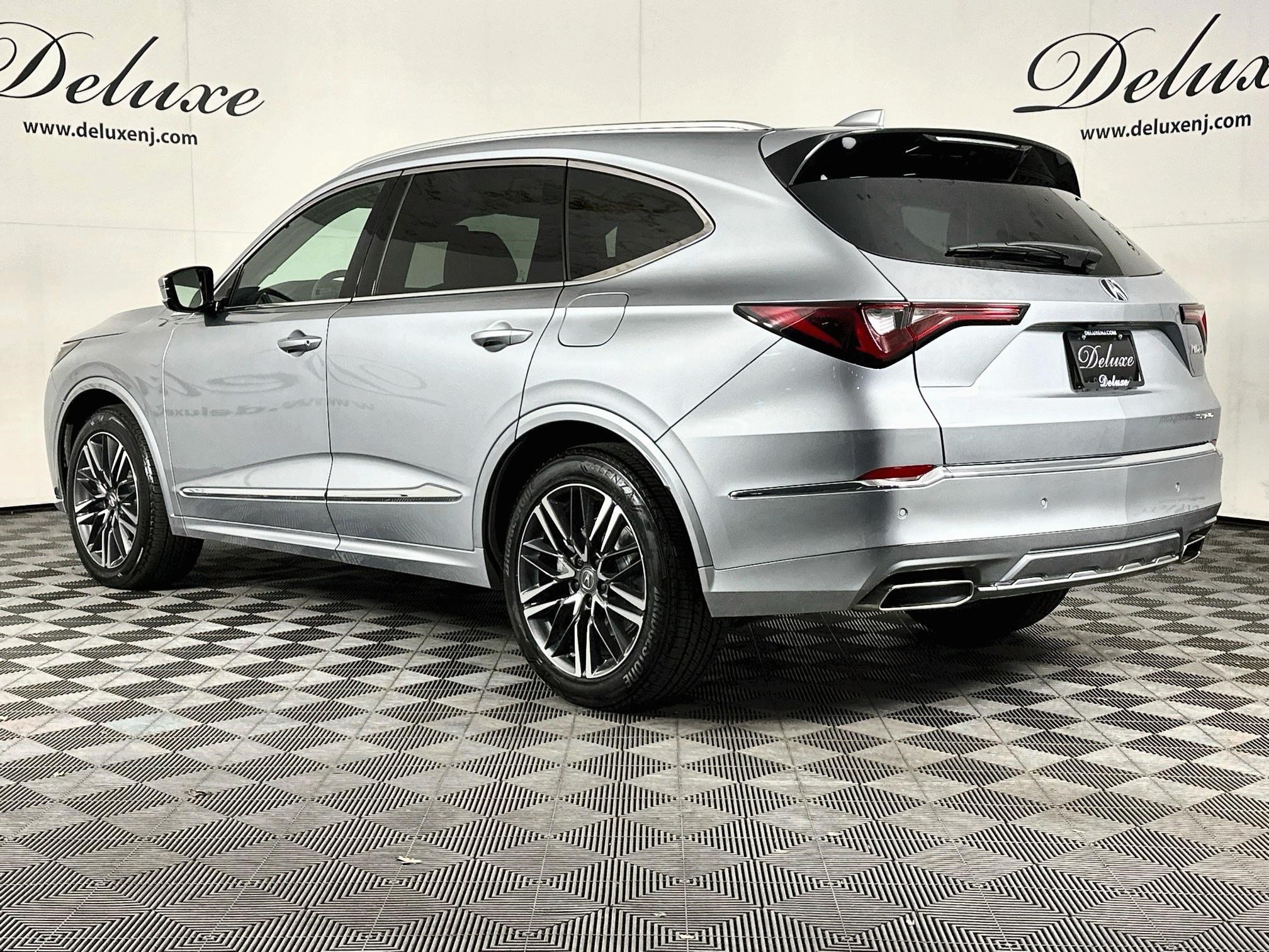 Used 2026 Acura MDX w/ Advance Package AWD/4WD image 4