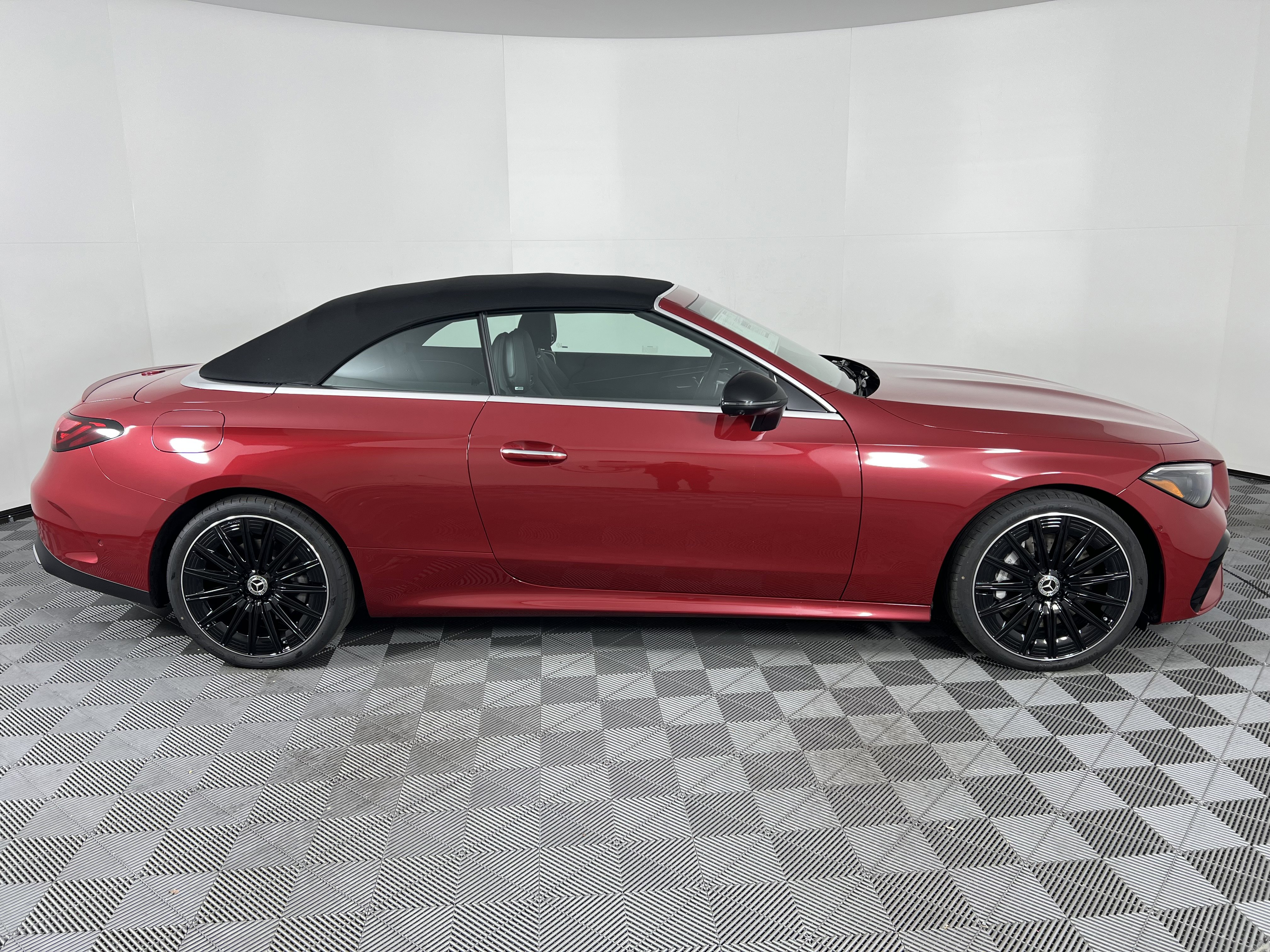 New 2026 Mercedes-Benz CLE 450 4MATIC Cabriolet image 20