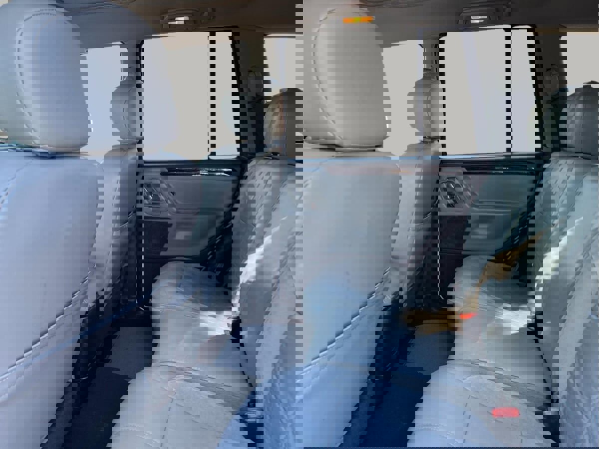 Used 2002 Jeep Grand Cherokee Overland image 20