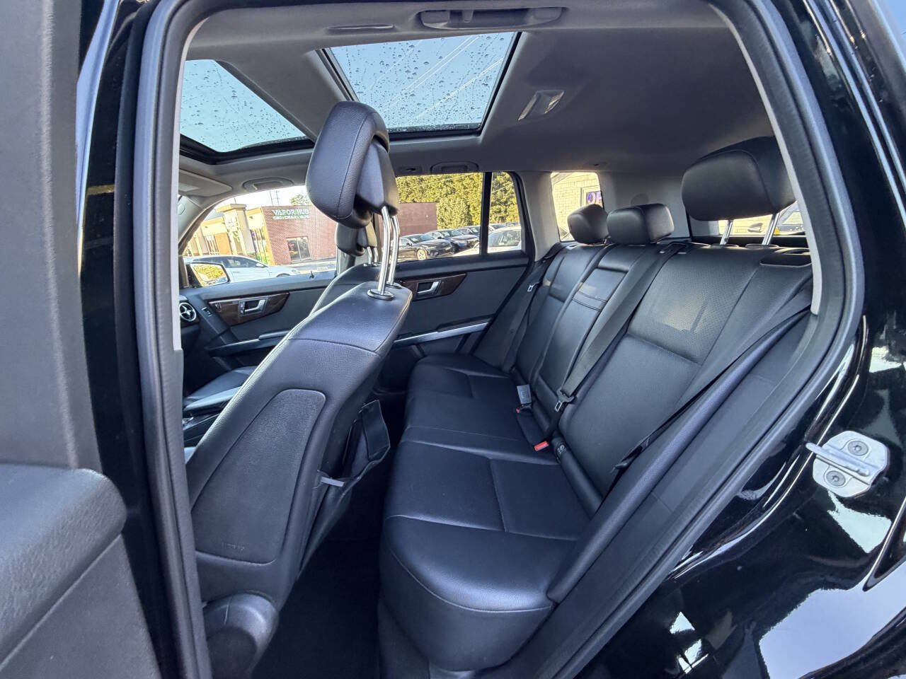 Used 2013 Mercedes-Benz GLK 350 4MATIC image 10