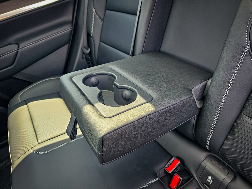 New 2026 GMC Terrain Denali w/ LPO, Floor Liner Package AWD/4WD image 34