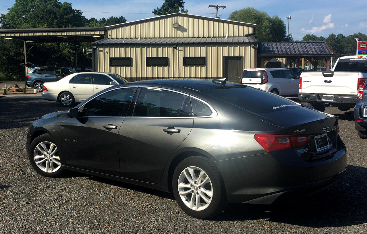Used 2018 Chevrolet Malibu LT image 3