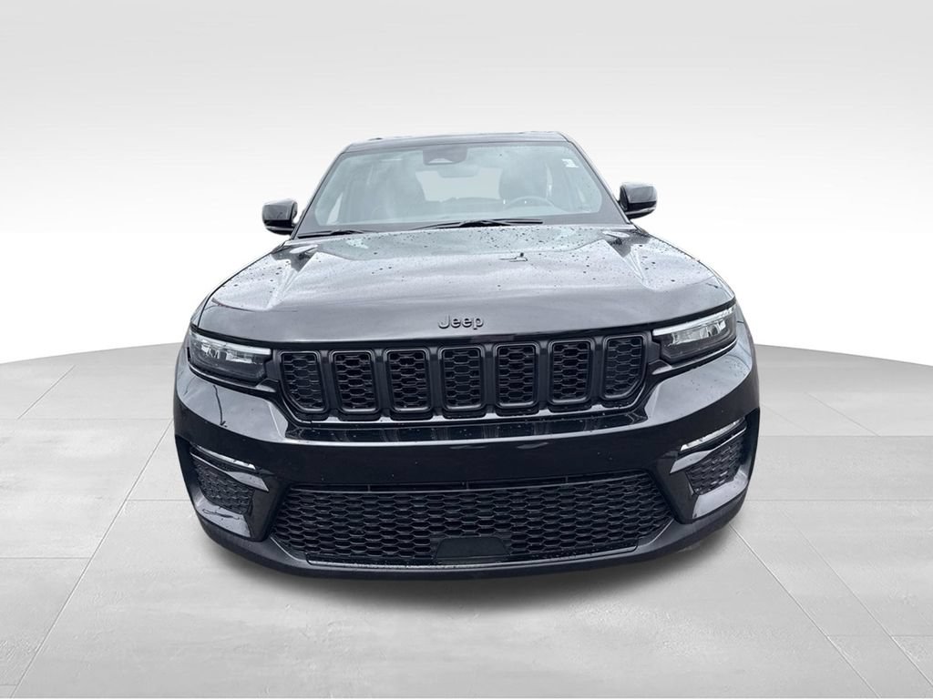 Certified 2024 Jeep Grand Cherokee Limited w/ Black Appearance Package AWD/4WD image 9