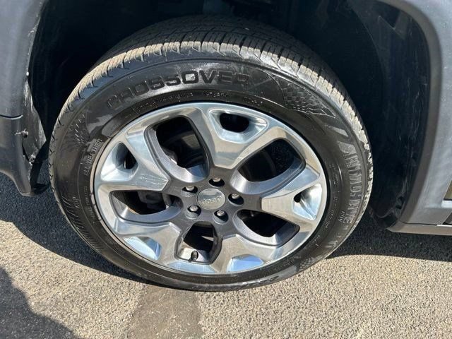 Used 2019 Jeep Compass Limited AWD/4WD image 46