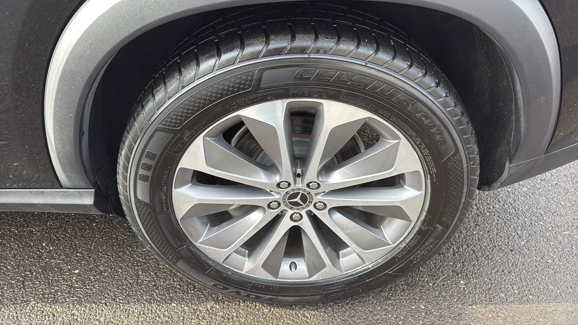 Used 2021 Mercedes-Benz GLE 350 4MATIC image 9