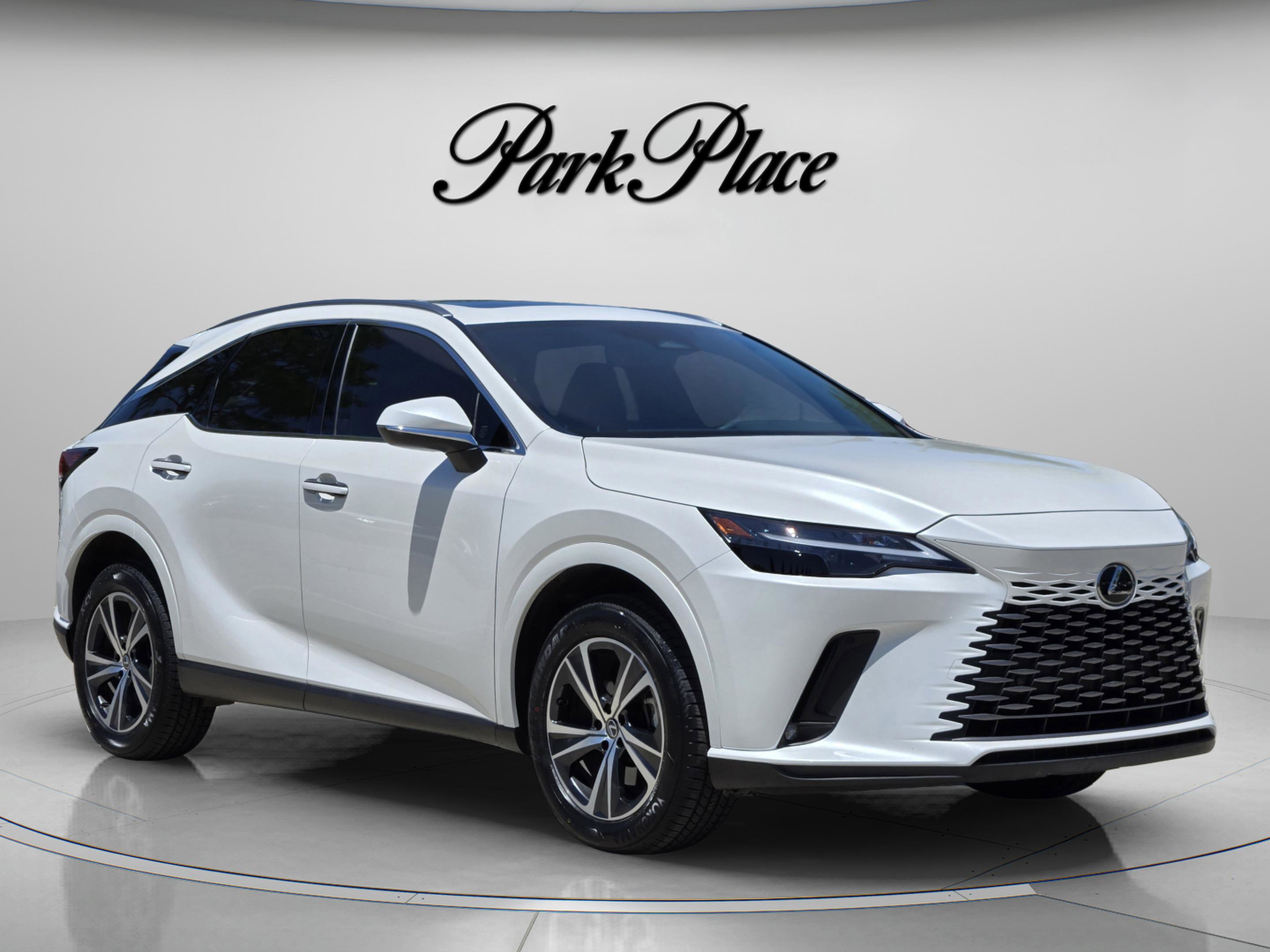 Used 2024 Lexus RX 350 Premium w/ Accessory Package (Z1) FWD image 7